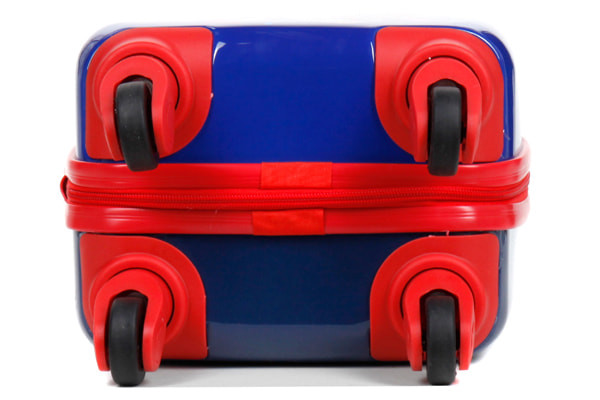 Vier zwenkwieltjes onderop