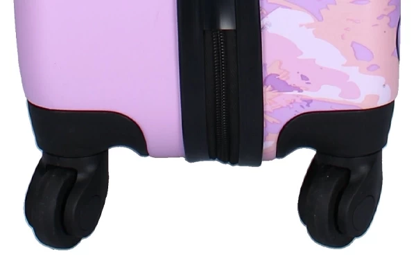 Vier zwenkwieltjes onderop