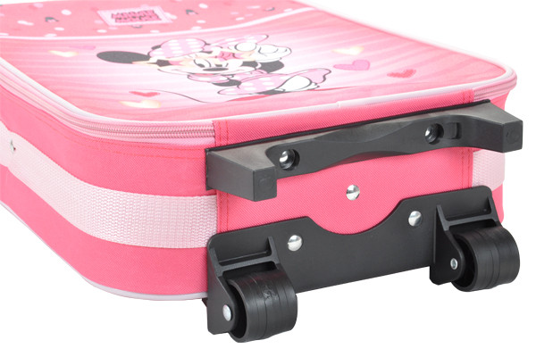 Voorzien van twee handige zwenkwieltjes.