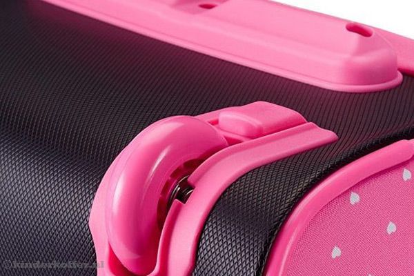 Voorzien van 2 wieltjes.